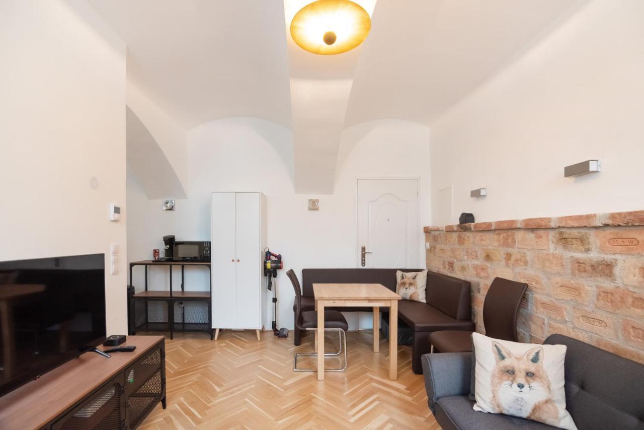 Der Fuchsbau - Neu, Kuschelig Und Zentral Im Gruenen Apartment Vienna Exterior photo